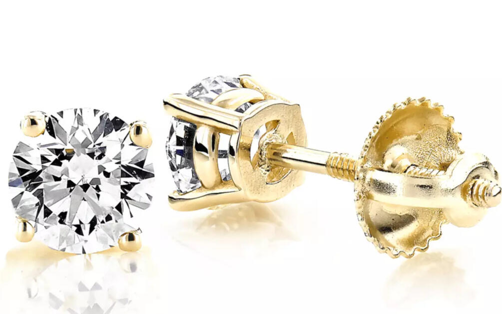 Solitaire 1 Carat Round Diamond Stud Earrings